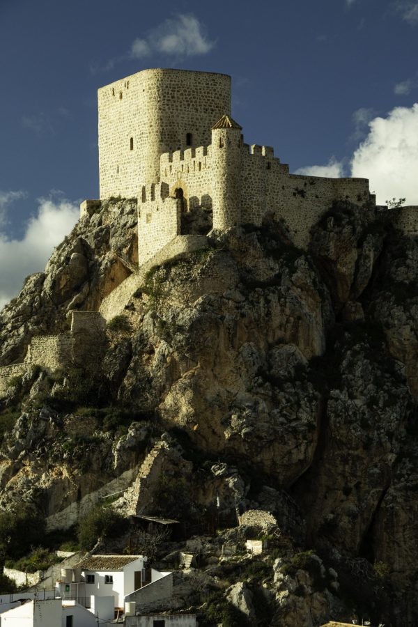Castillo Árabe – Oficina Turismo Olvera Oficial